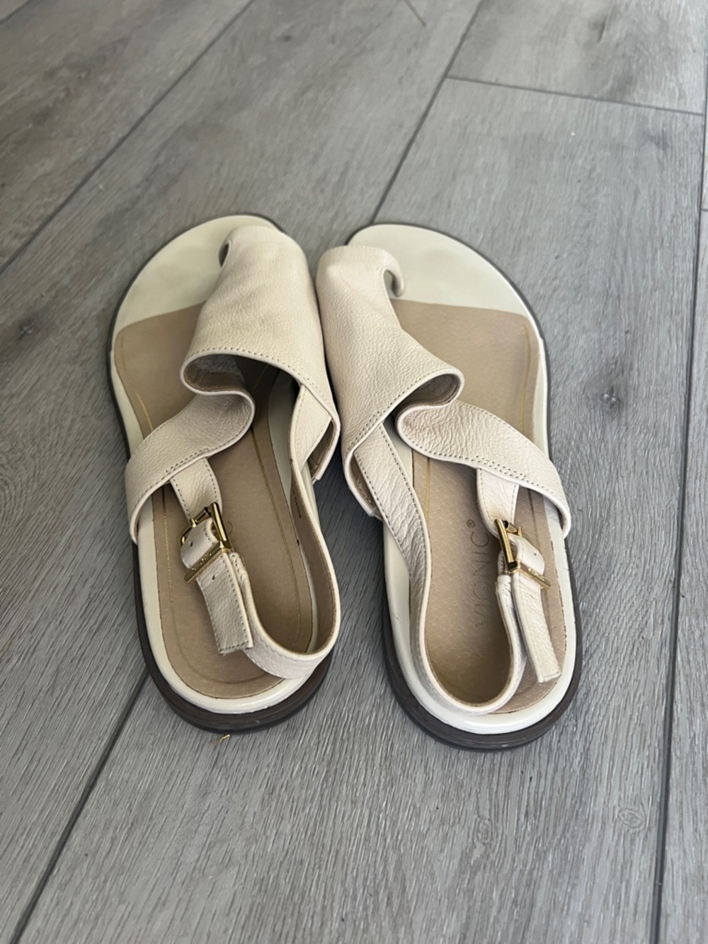 Vionic Ella Cream Leather Slingback comfort support Sandals size 11 - Picture 9 of 9